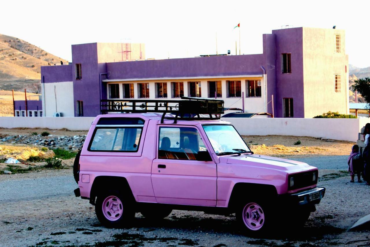 Bedouin Pink Ecohouse Acomodação com café da manhã Wadi Musa Exterior foto