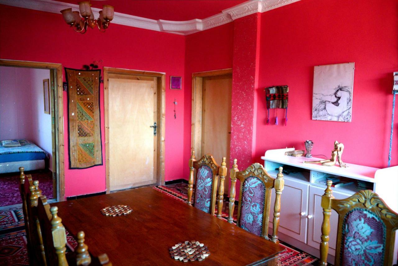 Bedouin Pink Ecohouse Acomodação com café da manhã Wadi Musa Exterior foto