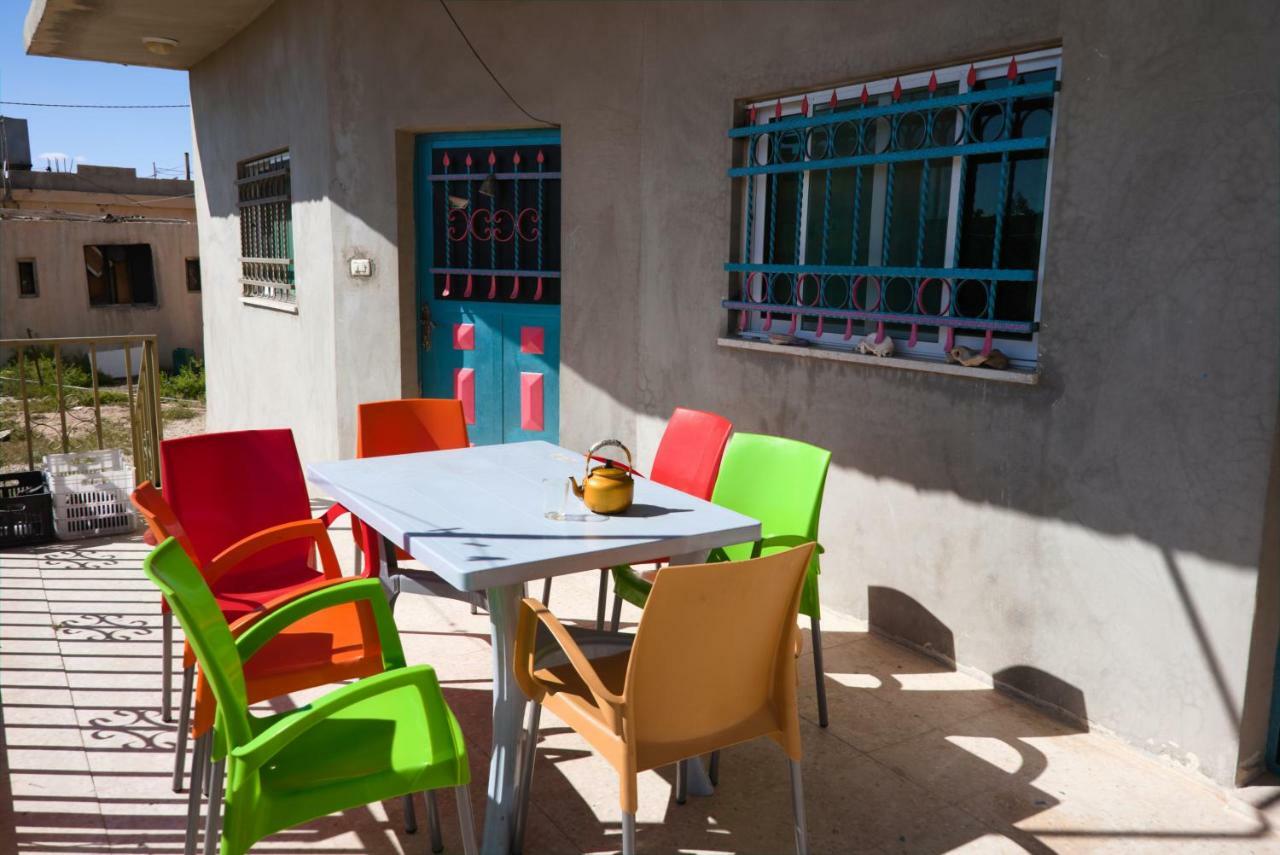 Bedouin Pink Ecohouse Acomodação com café da manhã Wadi Musa Exterior foto