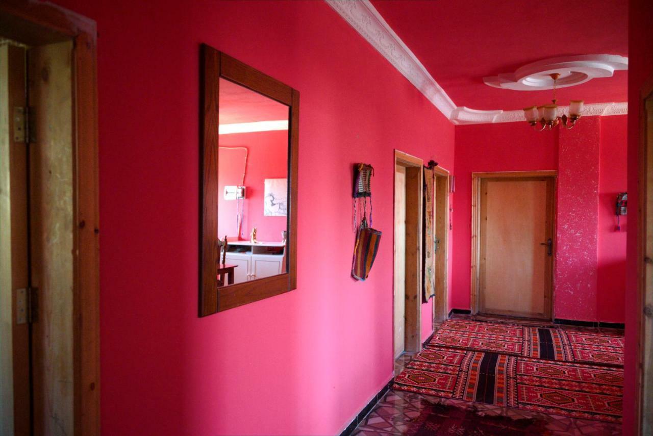 Bedouin Pink Ecohouse Acomodação com café da manhã Wadi Musa Exterior foto