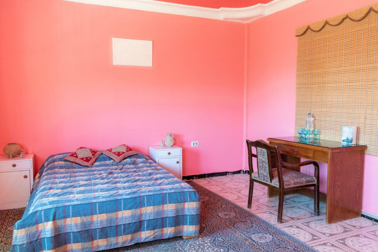 Bedouin Pink Ecohouse Acomodação com café da manhã Wadi Musa Exterior foto
